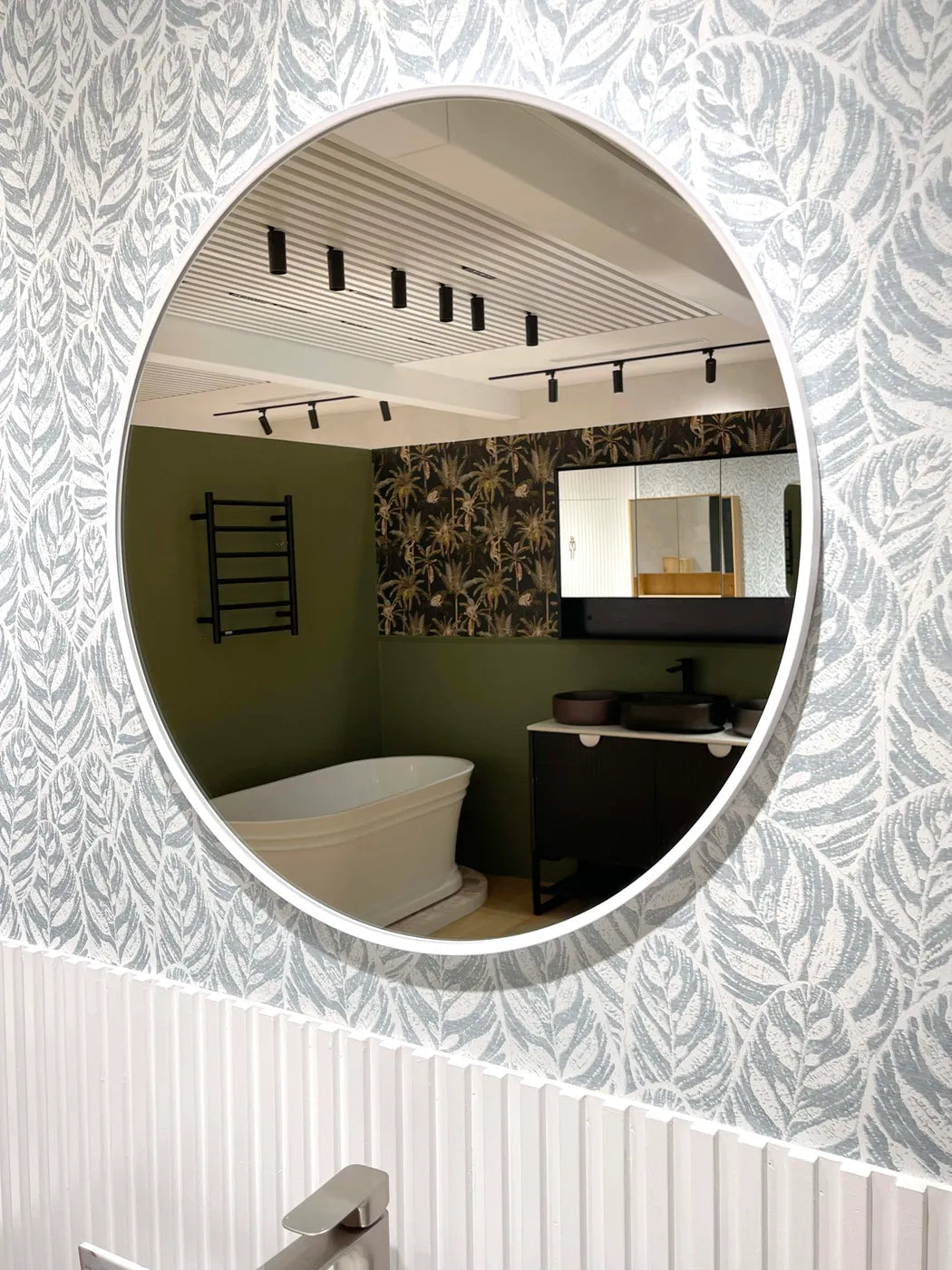 London 700mm White Metal Frame Tuffi Mirror